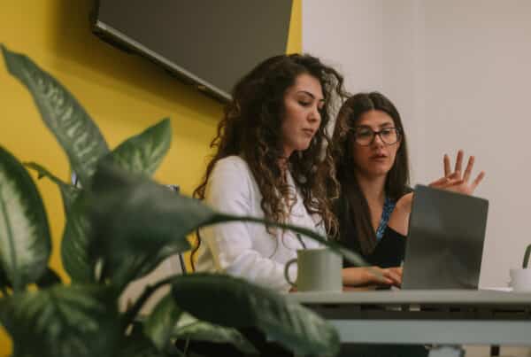 C'est l'histoire de Cynthia qui a démarré jeune dans l'entrepreneuriat